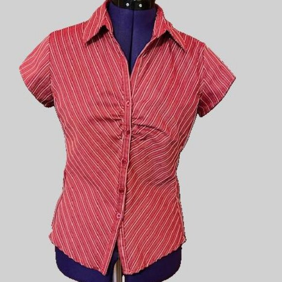 Red stretch fitted button down short sleeve shirt Y2K - Picture 1 of 6